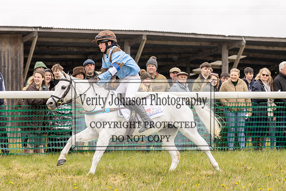0049